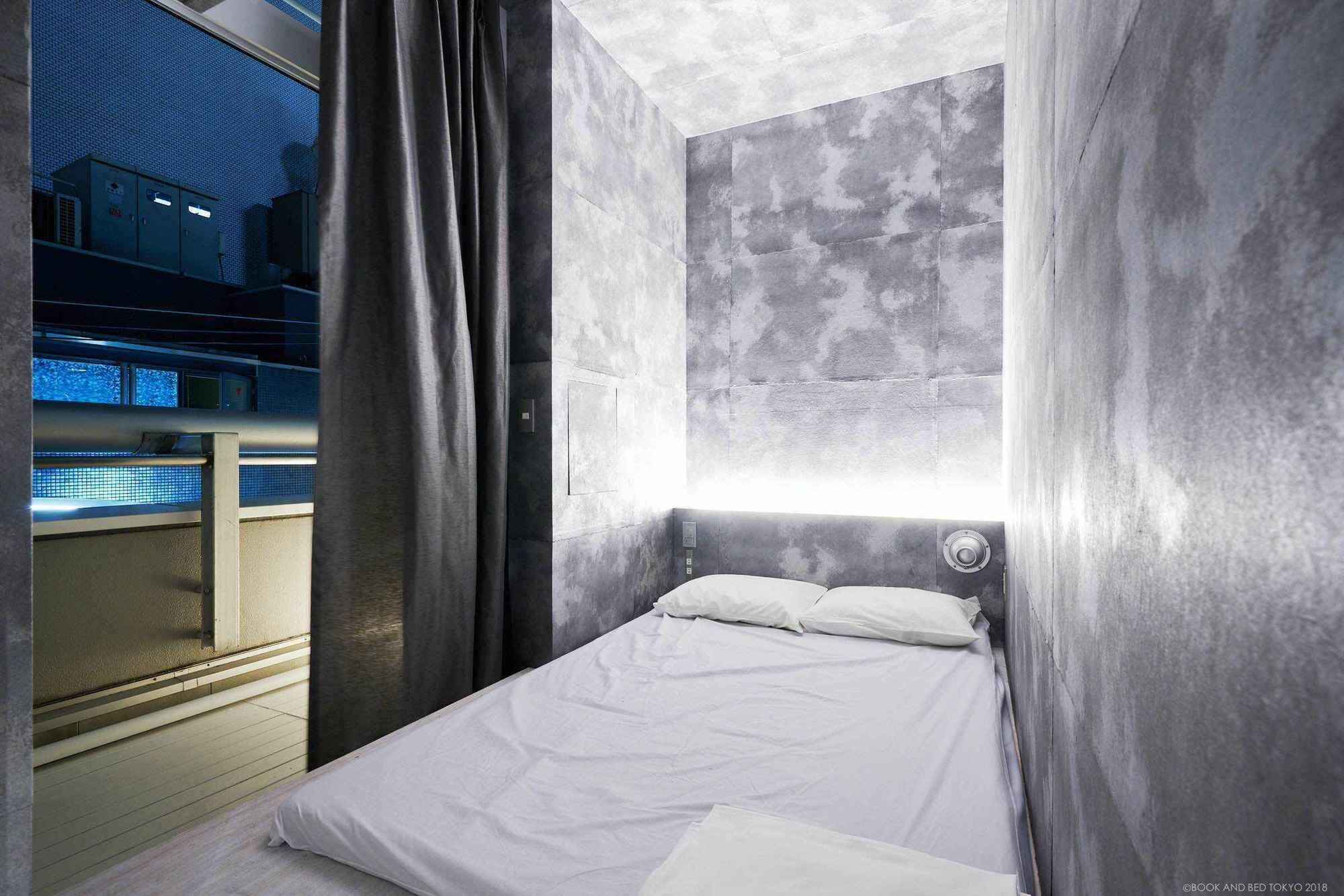 Albergue Book And Bed Tokyo Shinsaibashi Osaka Exterior foto